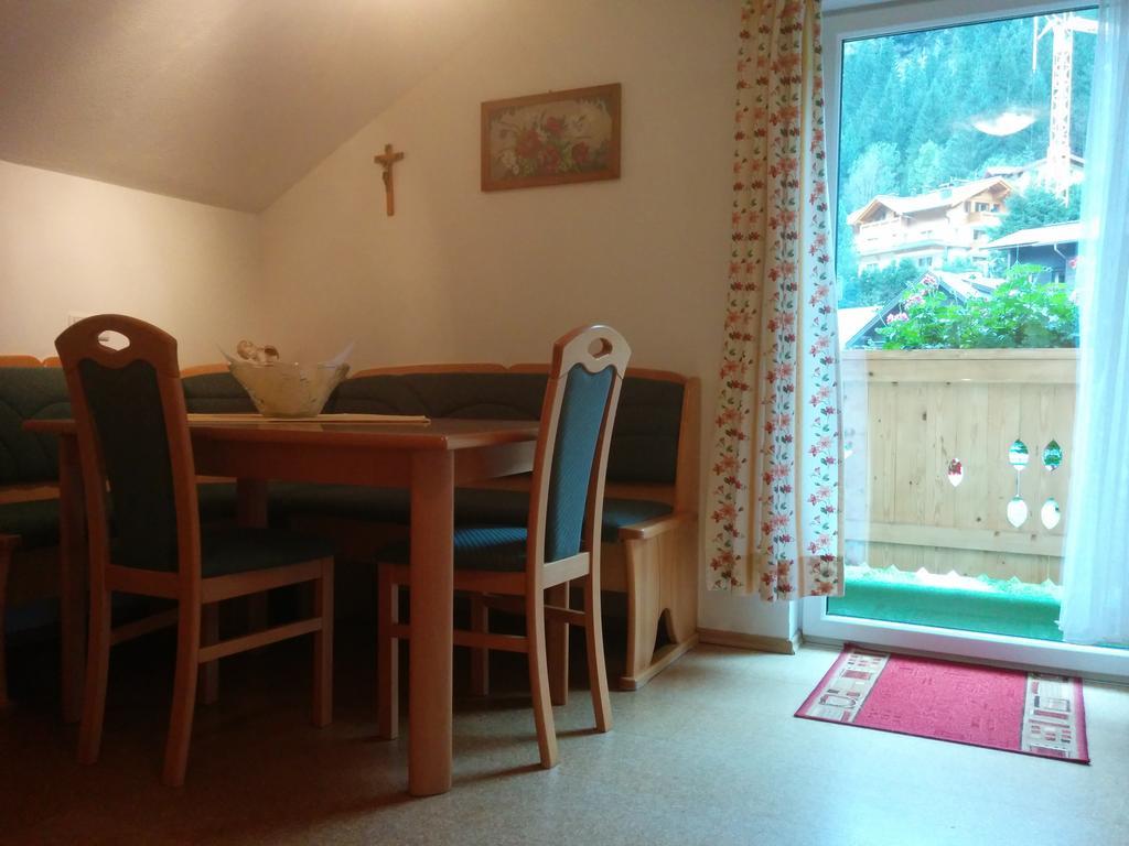 Haus Toferer Apartment Grossarl Ruang foto