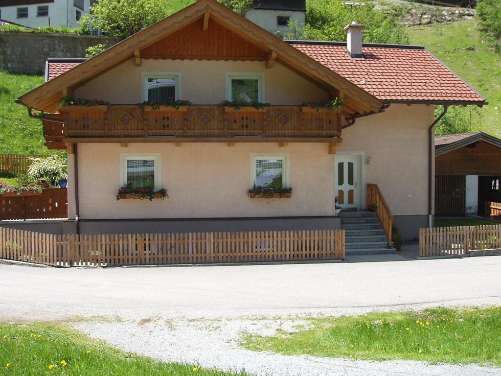 Haus Toferer Apartment Grossarl Ruang foto