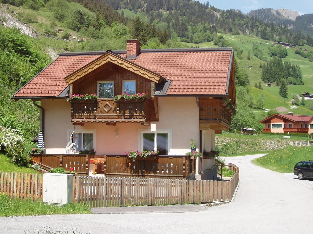 Haus Toferer Apartment Grossarl Ruang foto